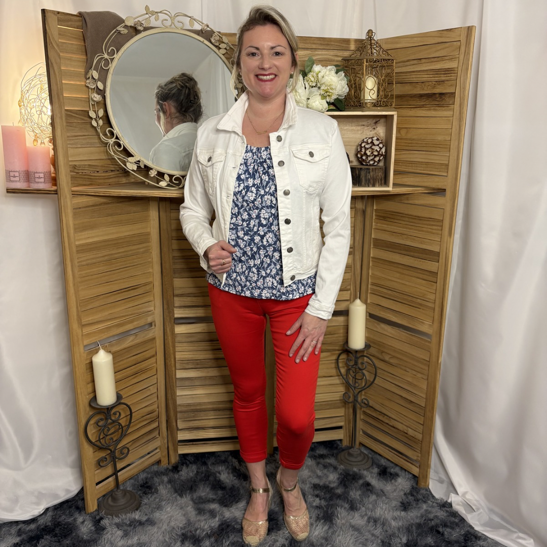 Blouse Fleuri Fond bleu fleur blanche