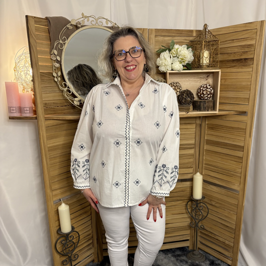 Chemise Blanche à Broderie